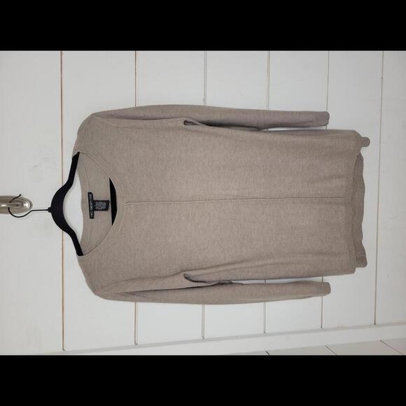 Two Twenty Five large tan front seamed/back zipper lightweight sweater - Picture 1 of 4